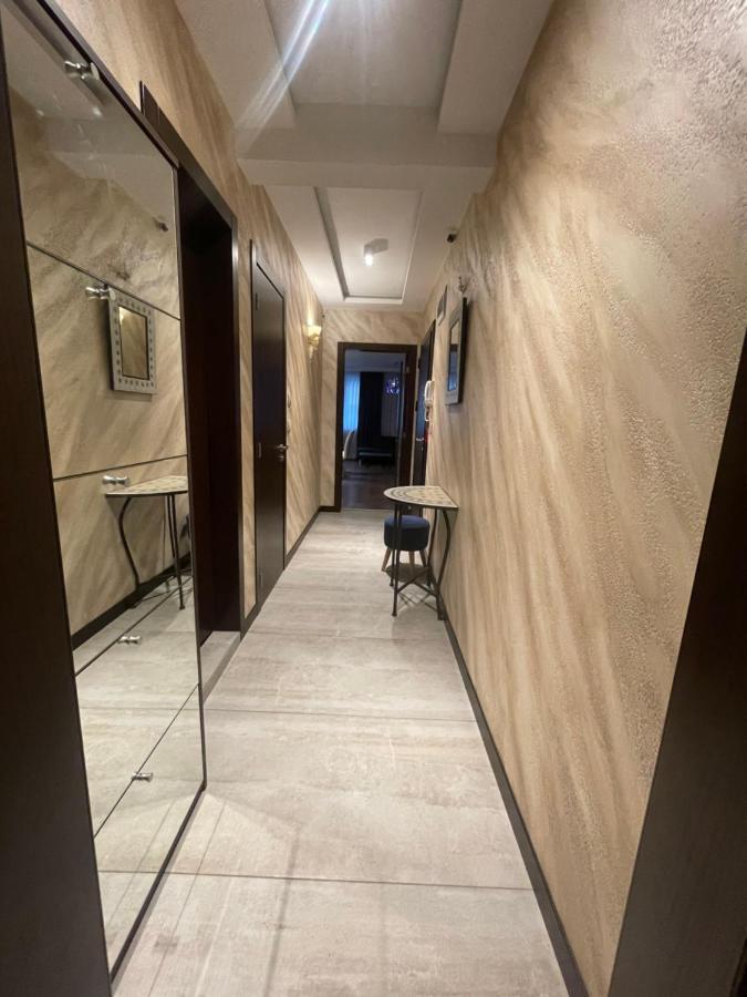 Luxury Apartments In Top City Center Varna 1 Exterior photo